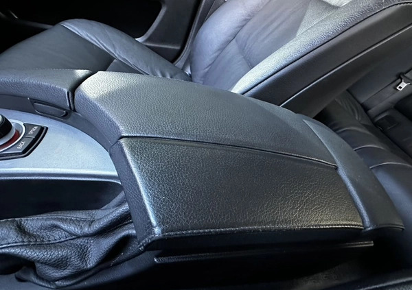 BMW Seria 5 cena 26900 przebieg: 233830, rok produkcji 2008 z Szczecin małe 781